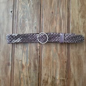 Buckle distressed woven belt S